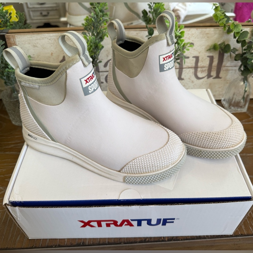 Men’s Xtratufs
